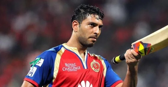 Yuvraj Singh with RCB Yuvraj Singh with RCB