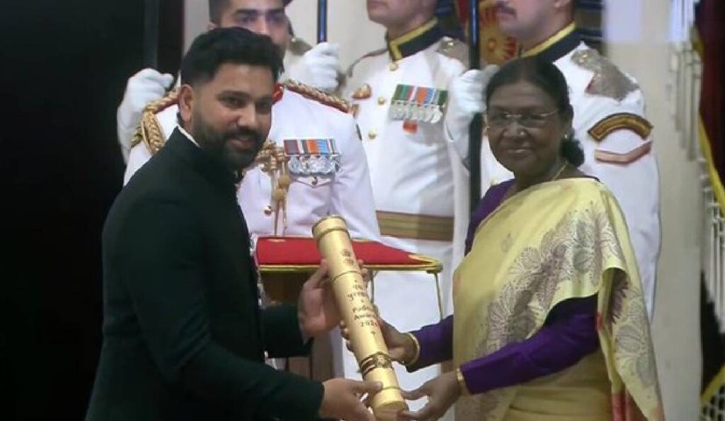 Rohit Sharma Receiving Padma Shri Award Rohit Sharma Receiving Padma Shri Award