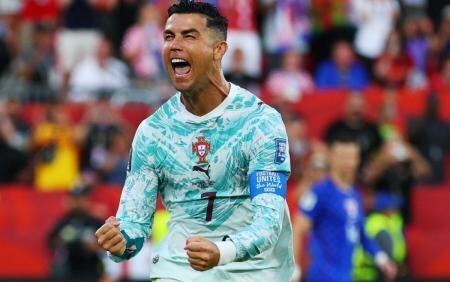 Cristiano Ronaldo Cristiano Ronaldo