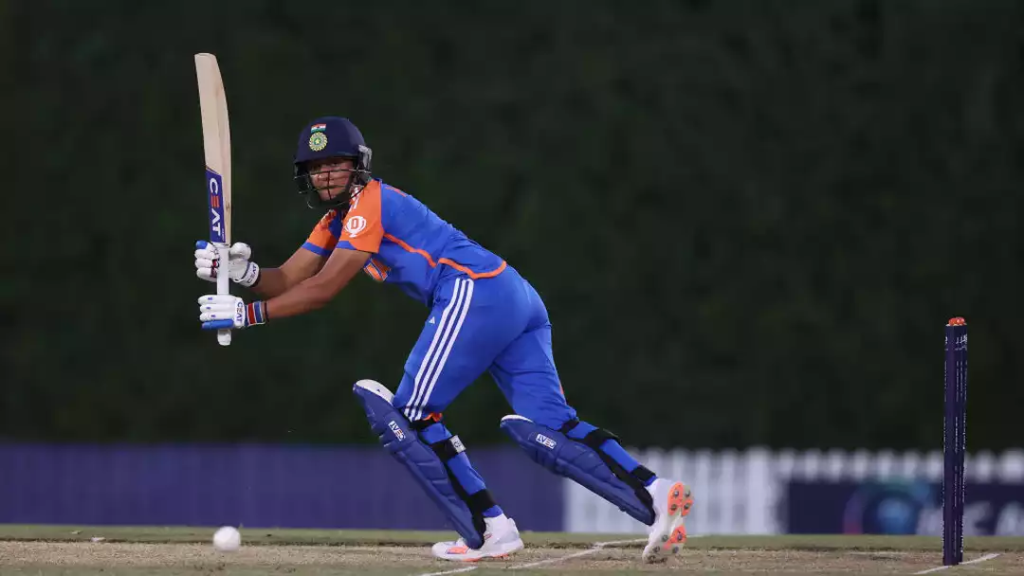 Harmanpreet Kaur batting Harmanpreet Kaur batting